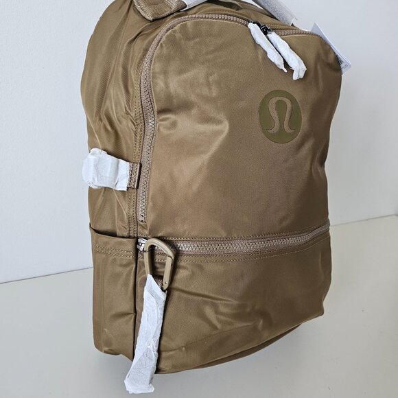 NWT LULULEMON ARTF/RWLI Sand Brown Lightweight New Crew Backpack OS - Picture 2 of 11